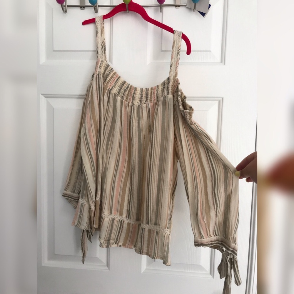 Cold Shoulder Long Sleeve Top